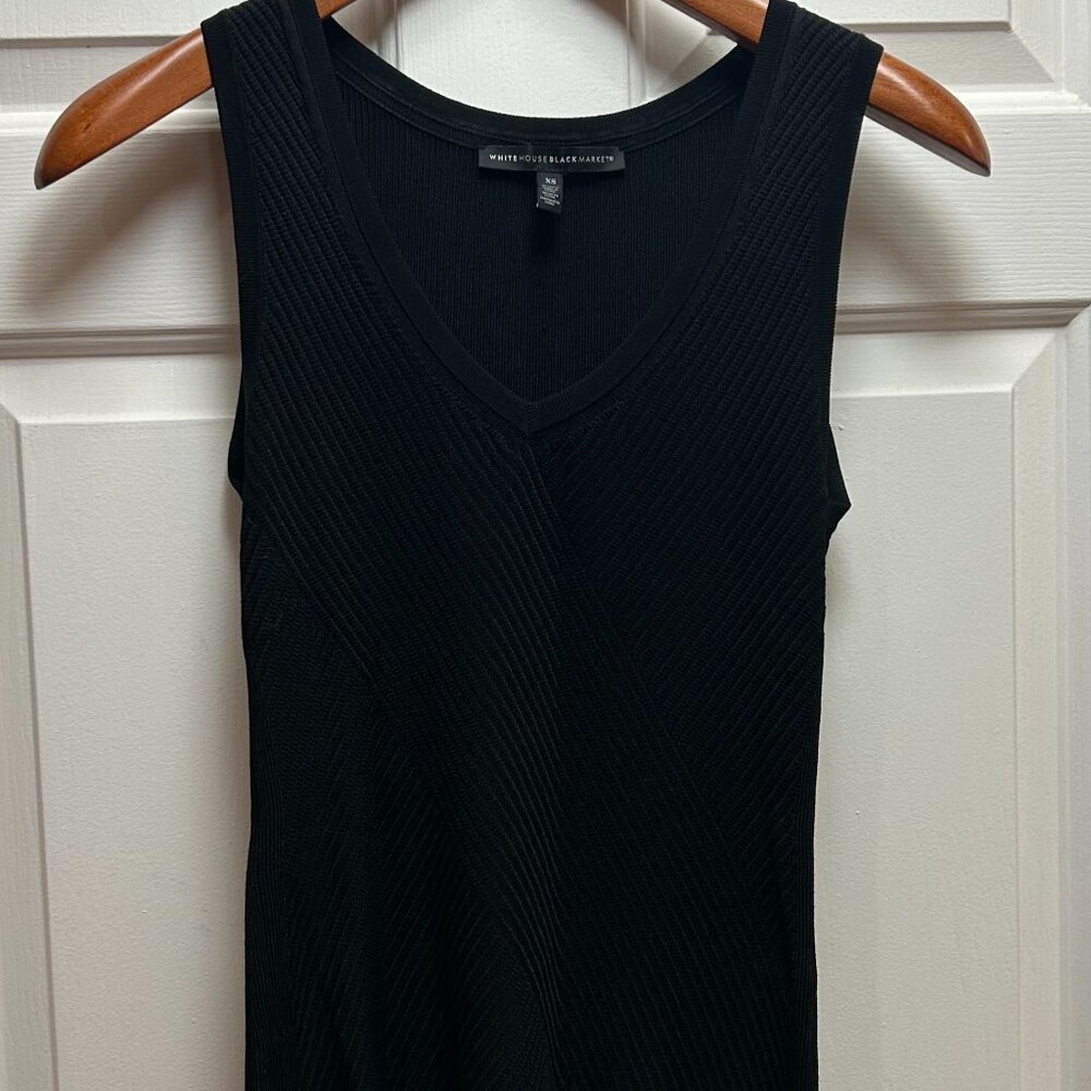 White House Black Market Black Ribbed Tank Top, Size XS